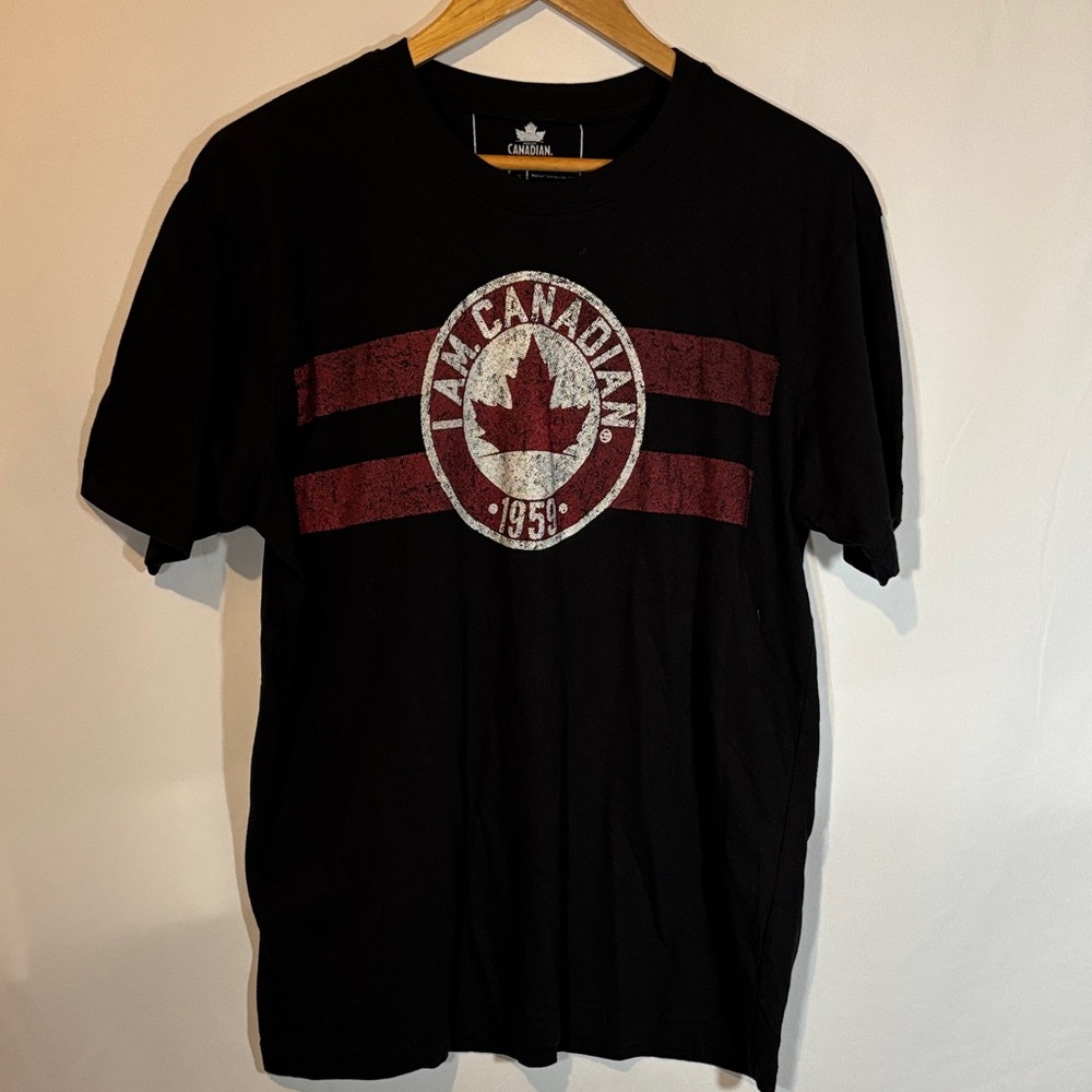 “I AM CANADIAN” Molson Canadian Graphic Tee